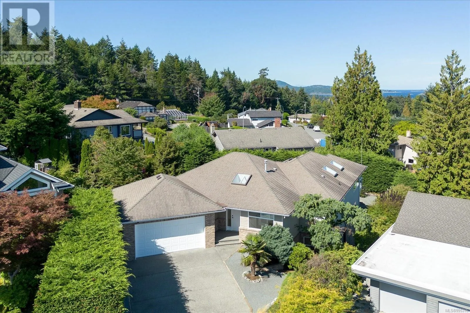 6608 Golden Eagle Way