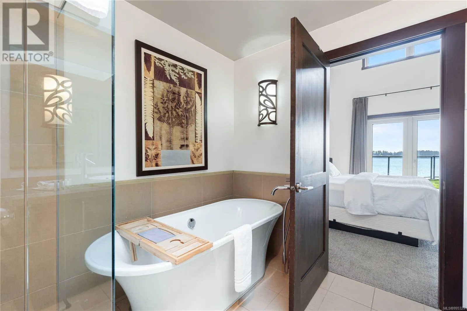 1111E 1175 Resort Dr
