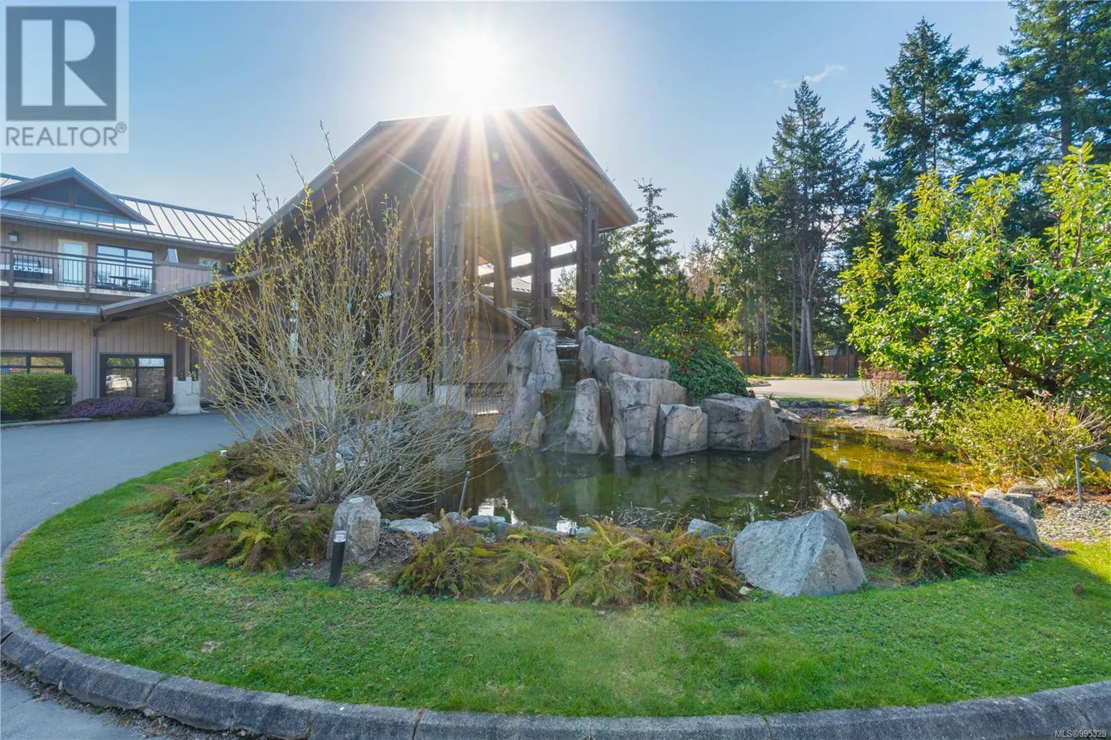 1111E 1175 Resort Dr