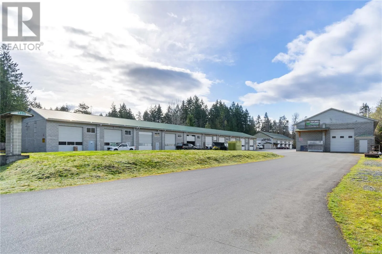 SL 22  23 1260 Fair Rd