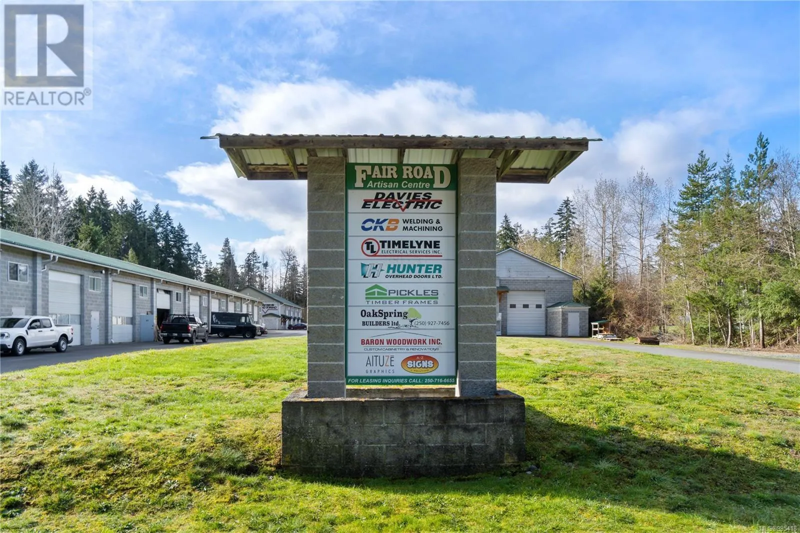 SL 22  23 1260 Fair Rd