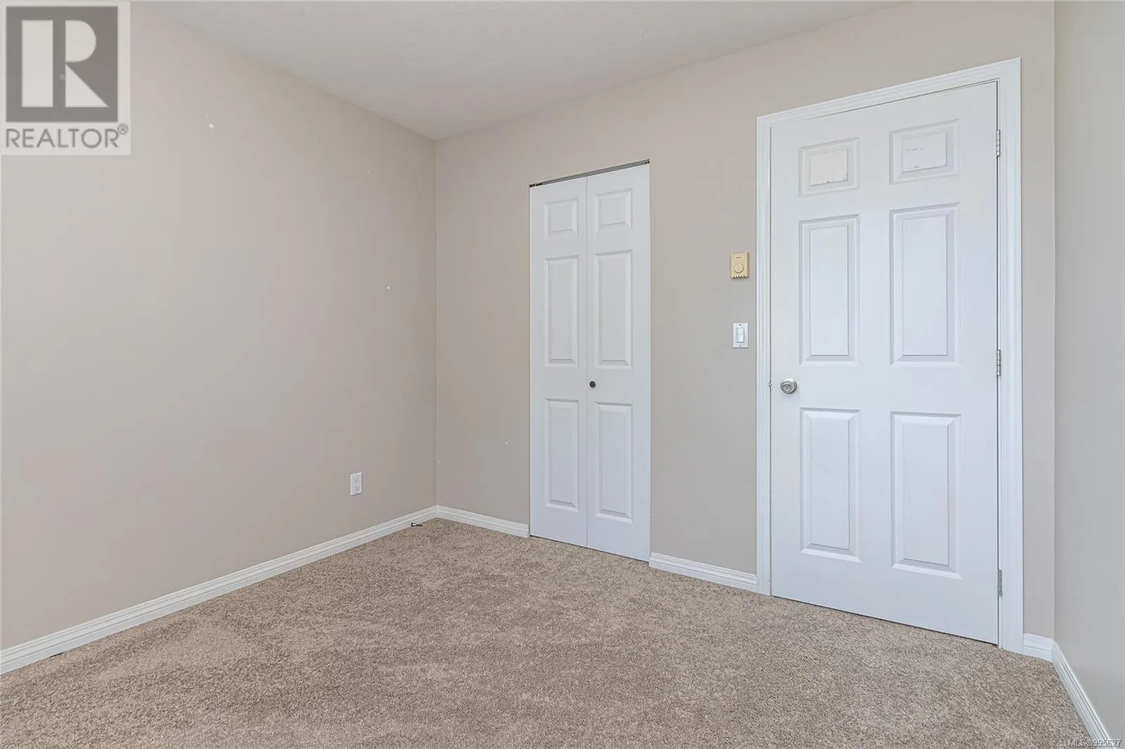 256 Tahoe Ave