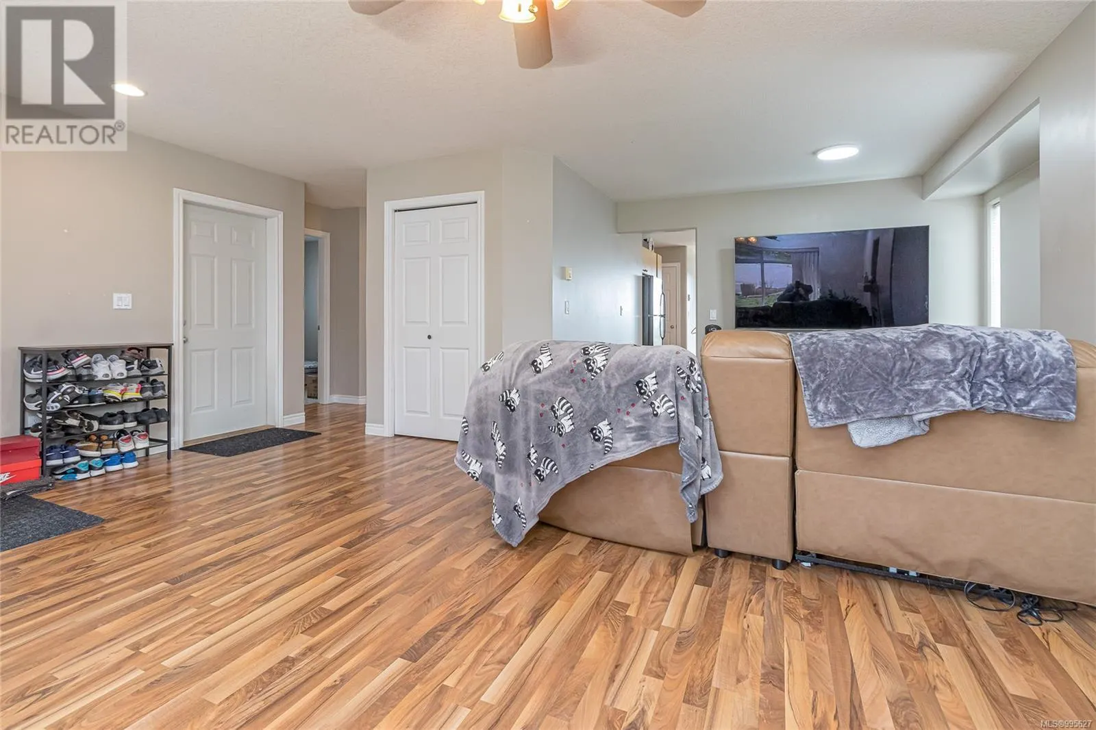 256 Tahoe Ave