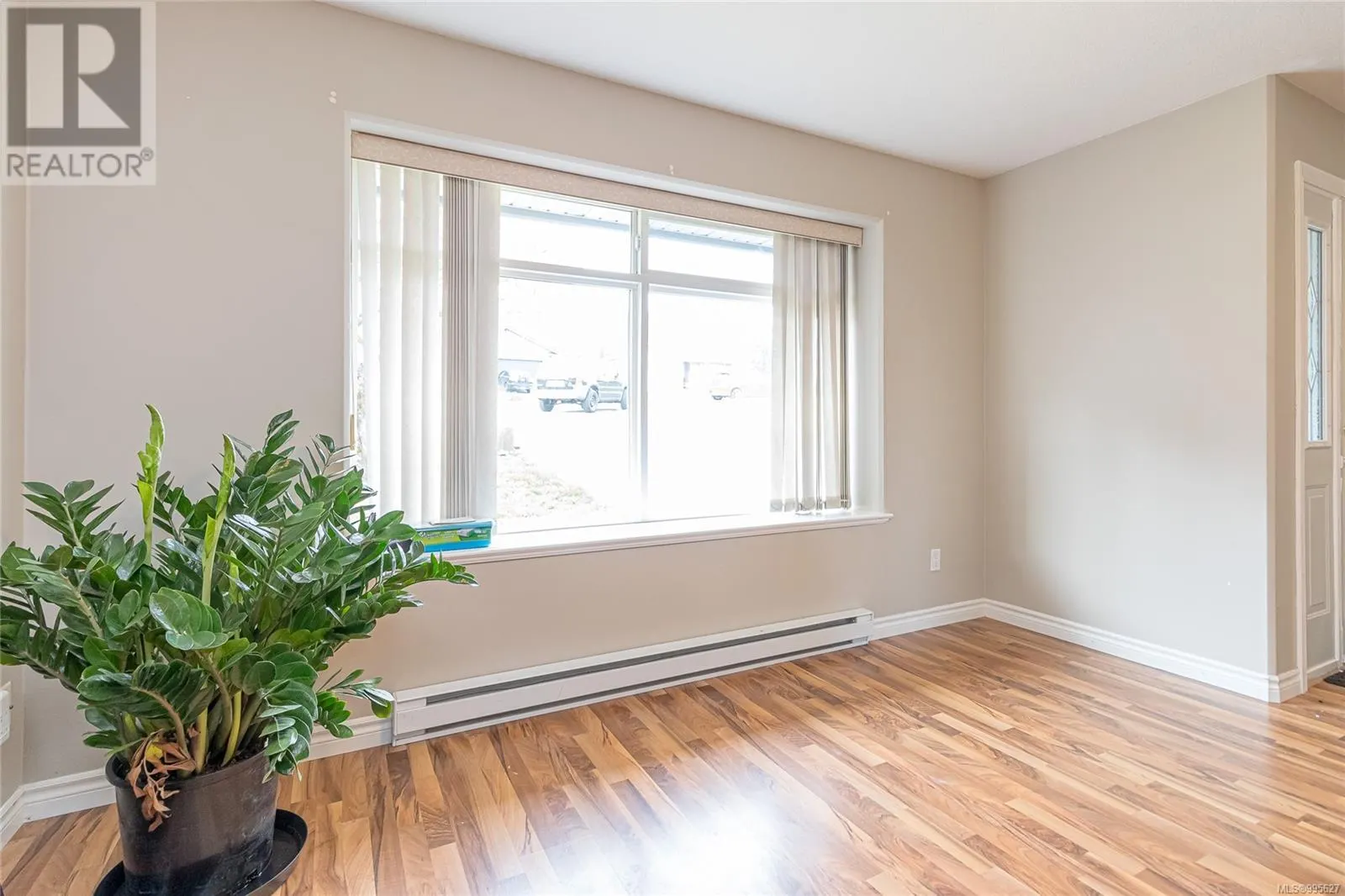 256 Tahoe Ave