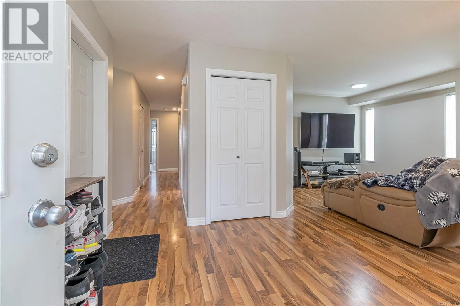 256 Tahoe Ave