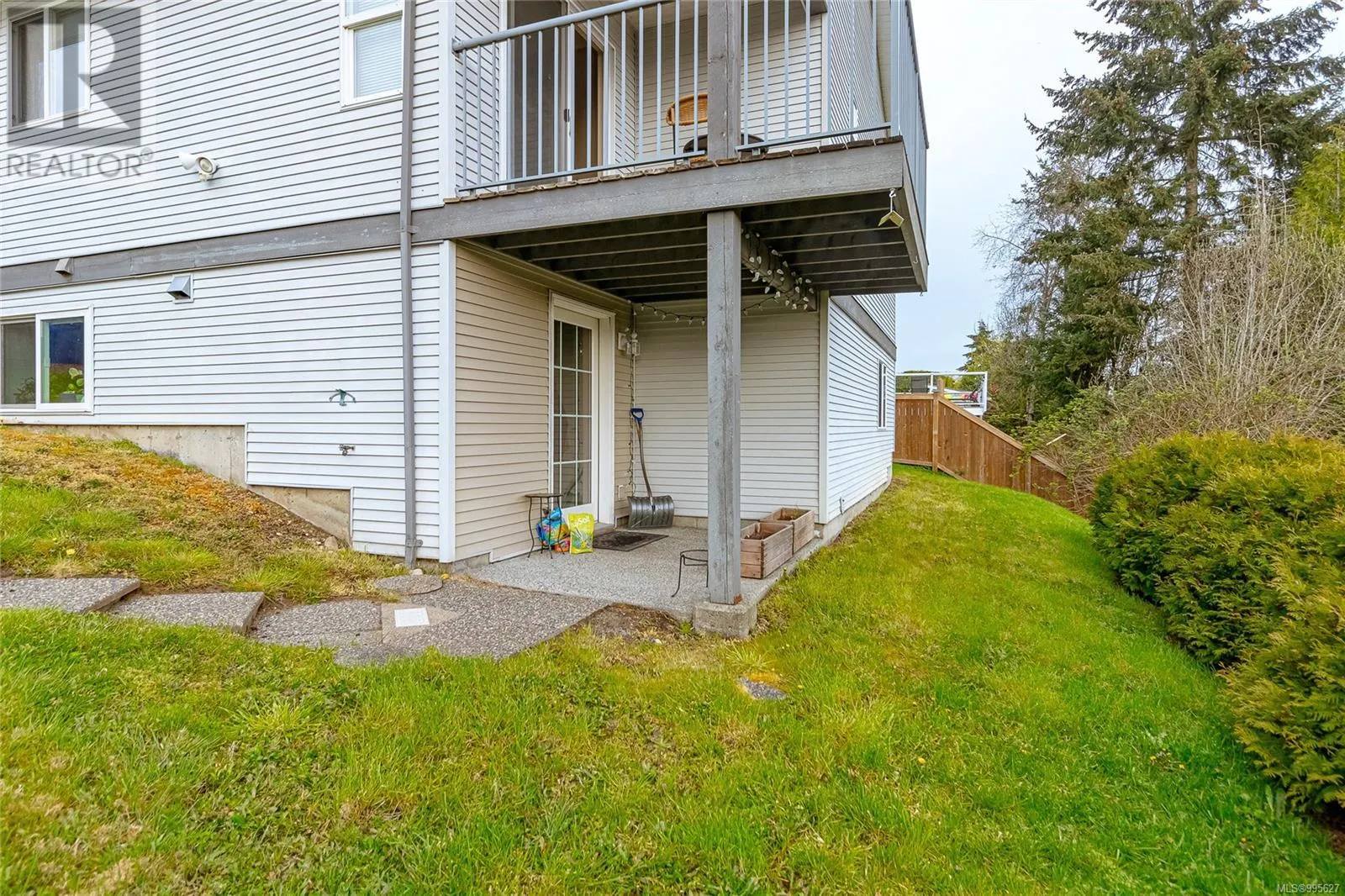 256 Tahoe Ave