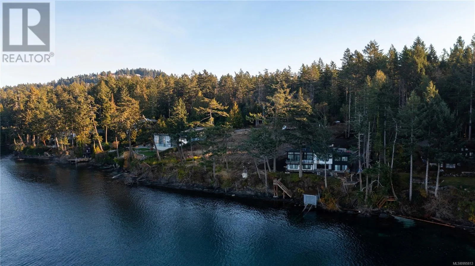 760 Lands End Rd