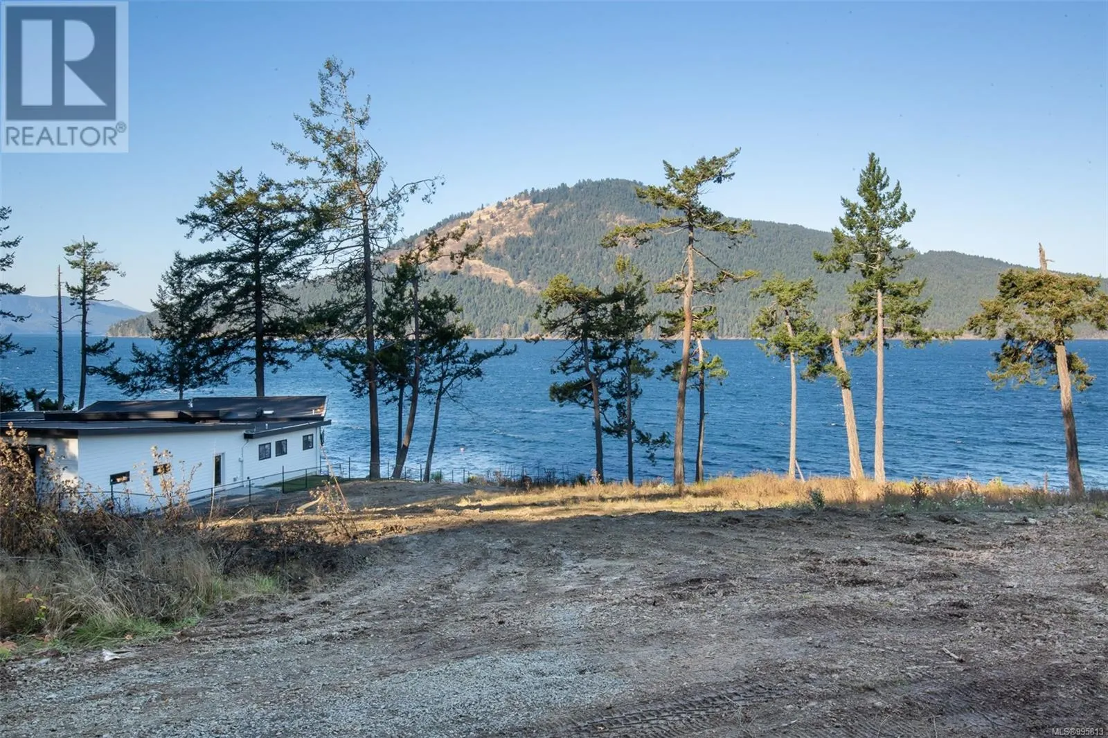 760 Lands End Rd