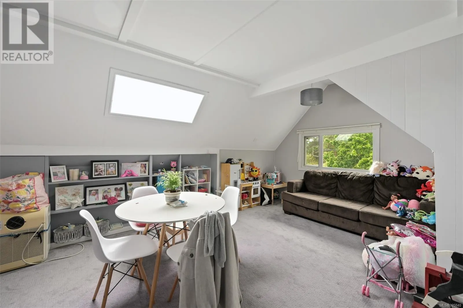 2393 Eastdowne Rd
