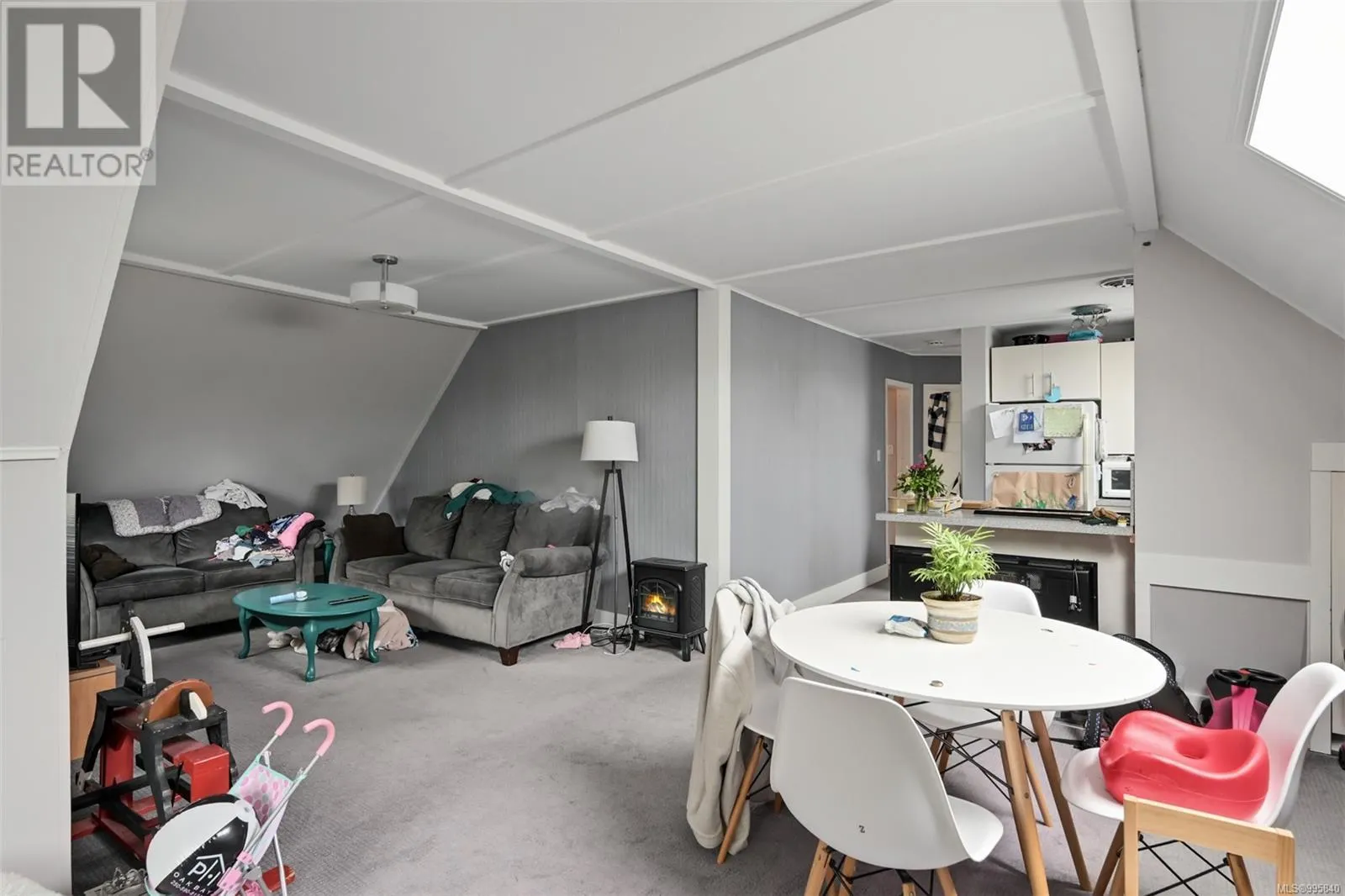 2393 Eastdowne Rd
