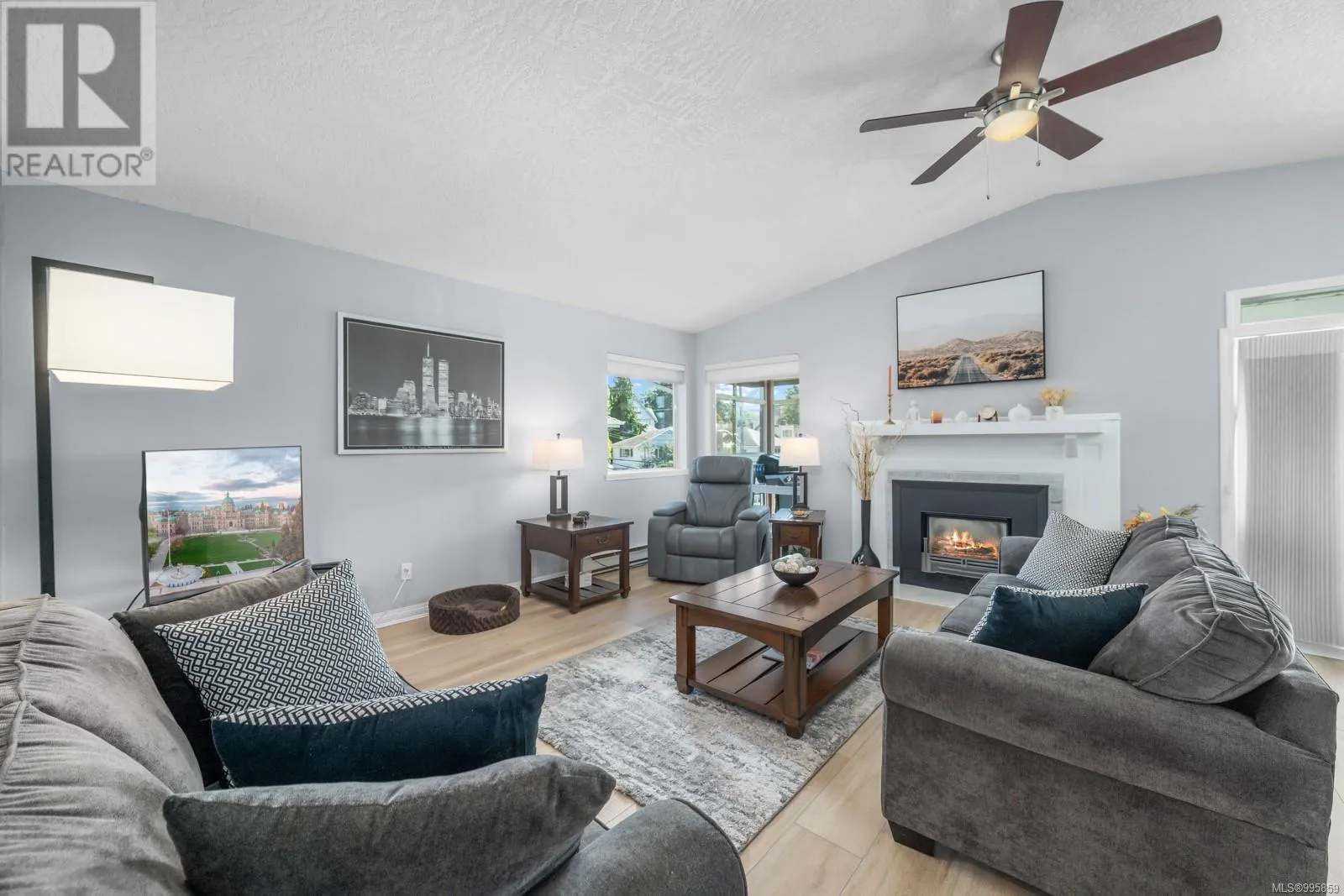 403 1234 Fort St