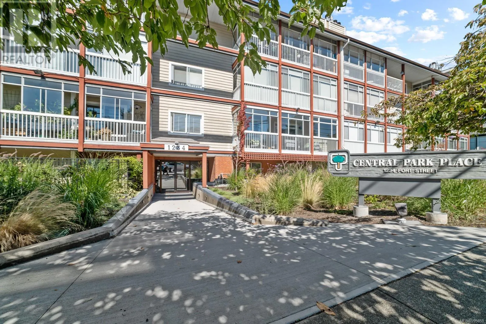 403 1234 Fort St