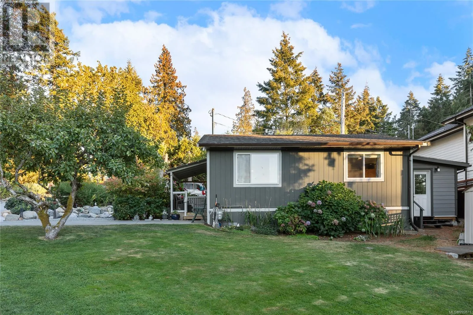 57 Lake Heights Pl