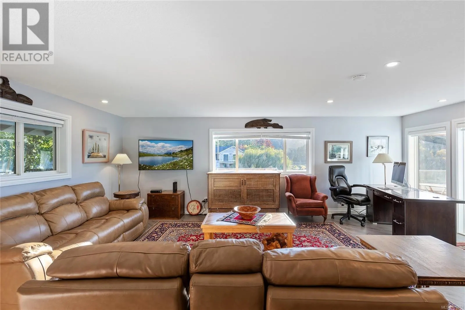 57 Lake Heights Pl