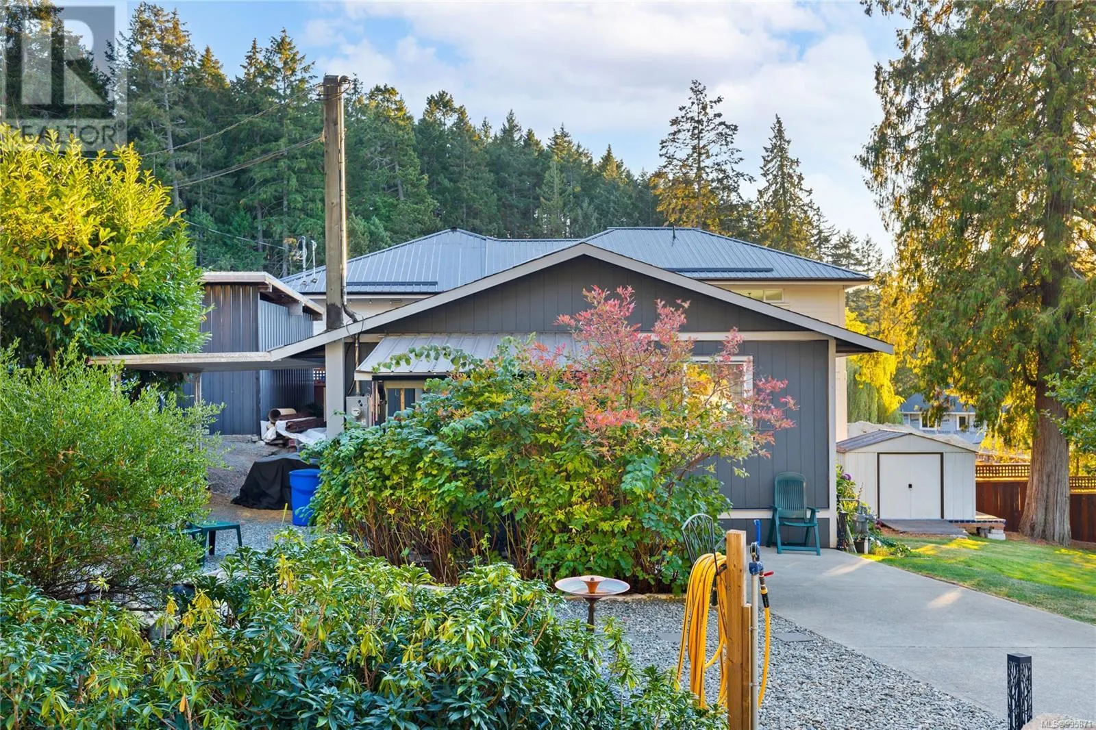 57 Lake Heights Pl