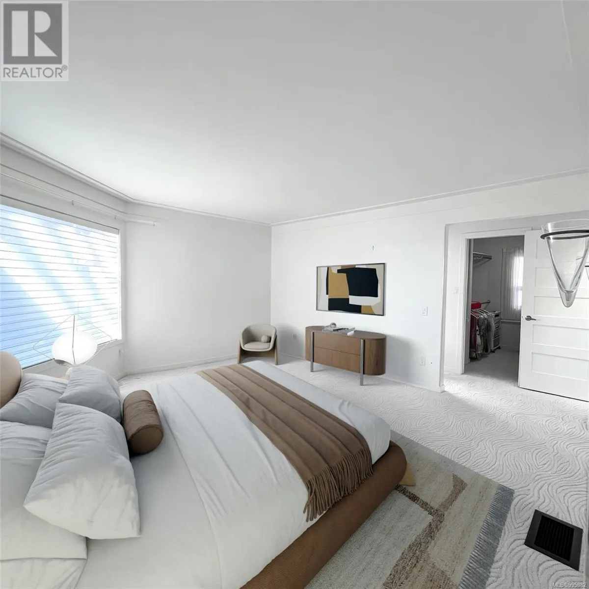 2532 Esplanade