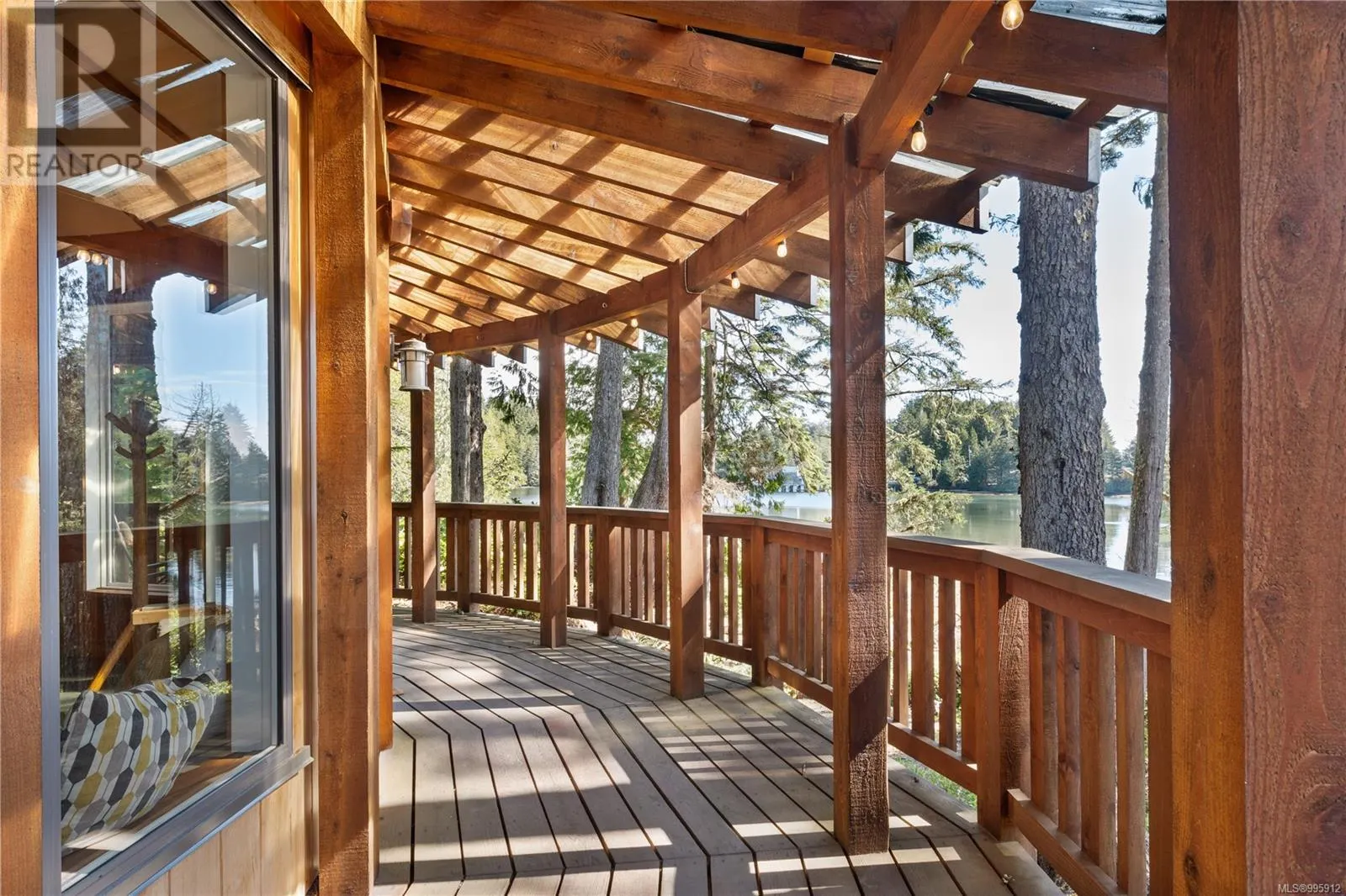 1 1015 Peninsula Rd