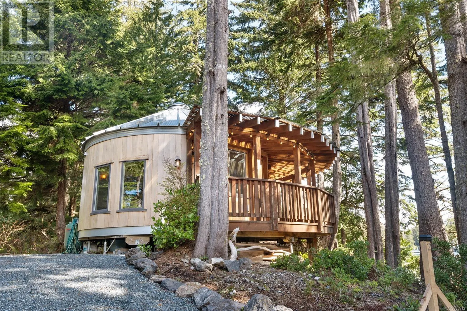 1 1015 Peninsula Rd