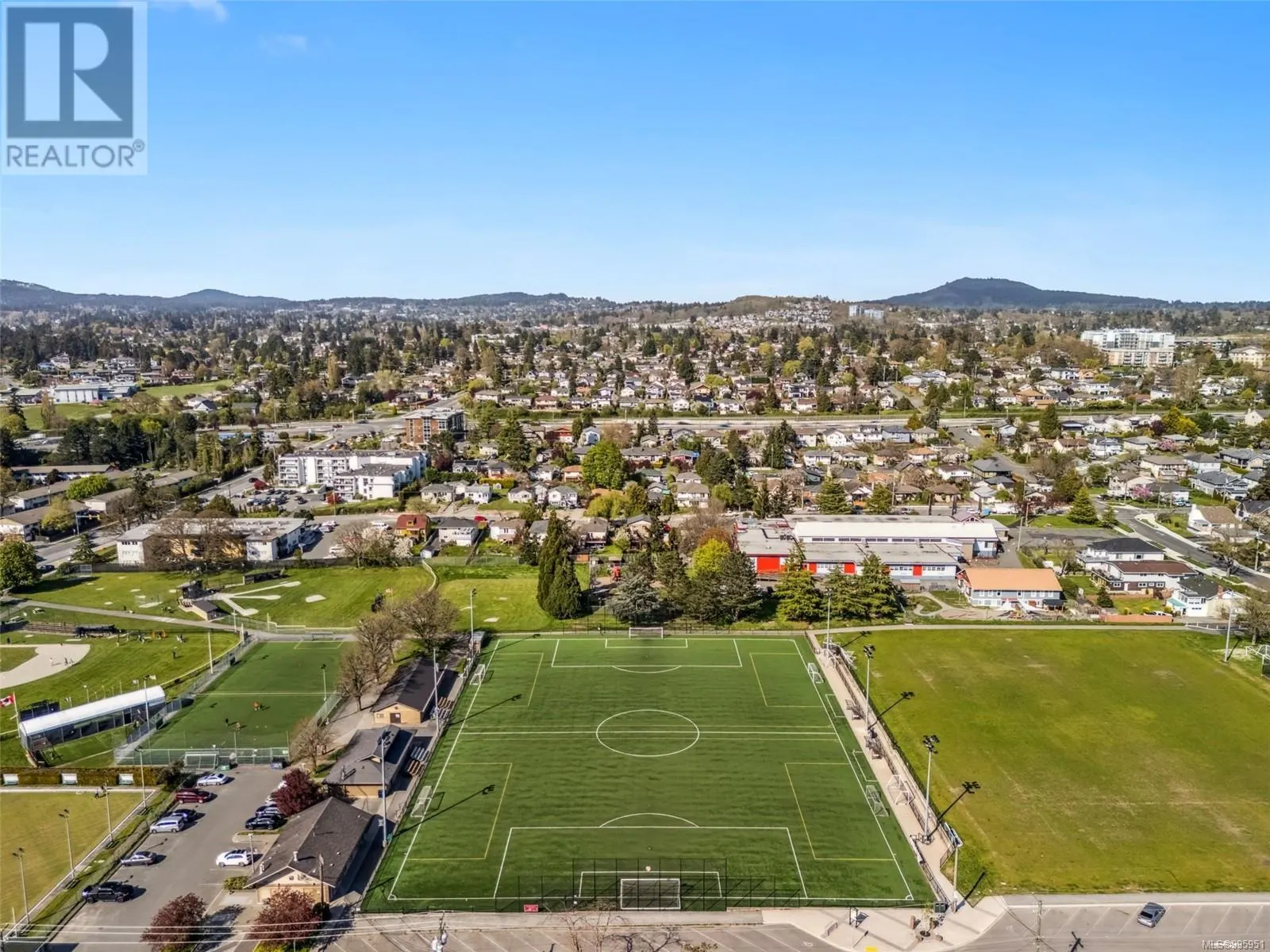 356 Burnside Rd W