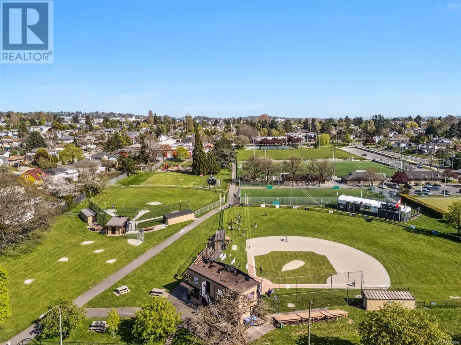 356 Burnside Rd W