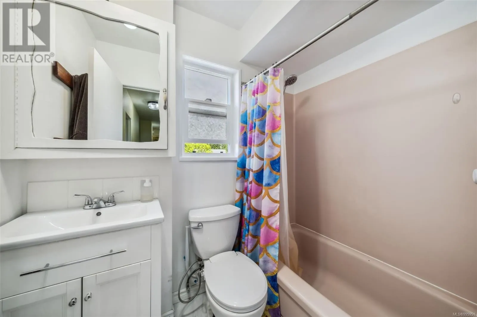 356 Burnside Rd W