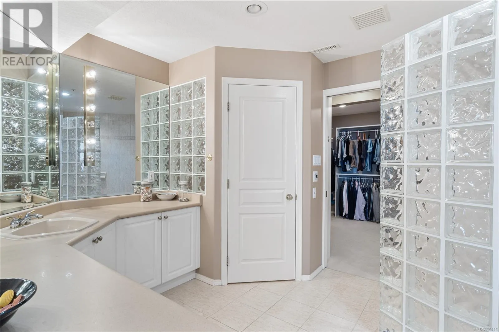3264 Stoney Ridge