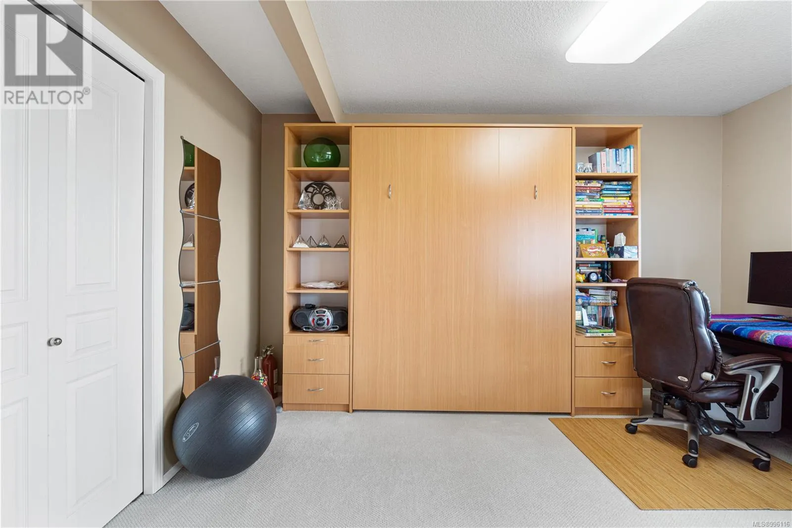 3264 Stoney Ridge