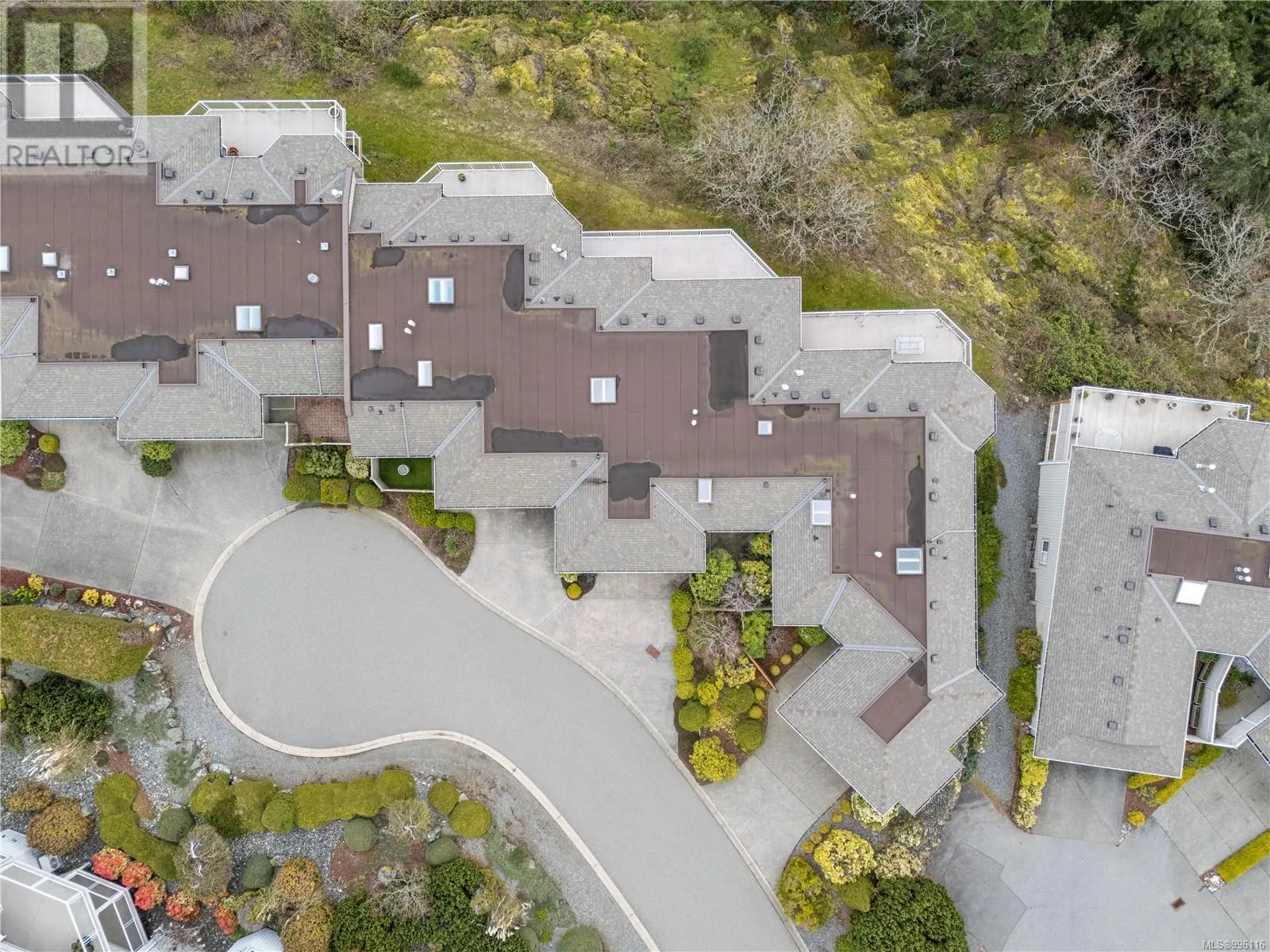 3264 Stoney Ridge