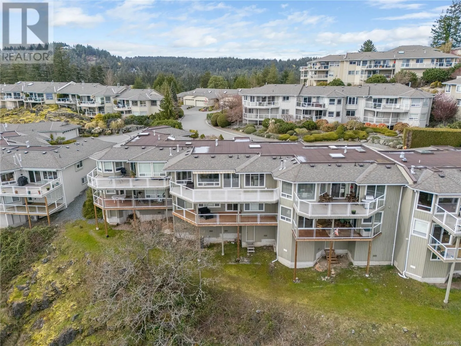 3264 Stoney Ridge