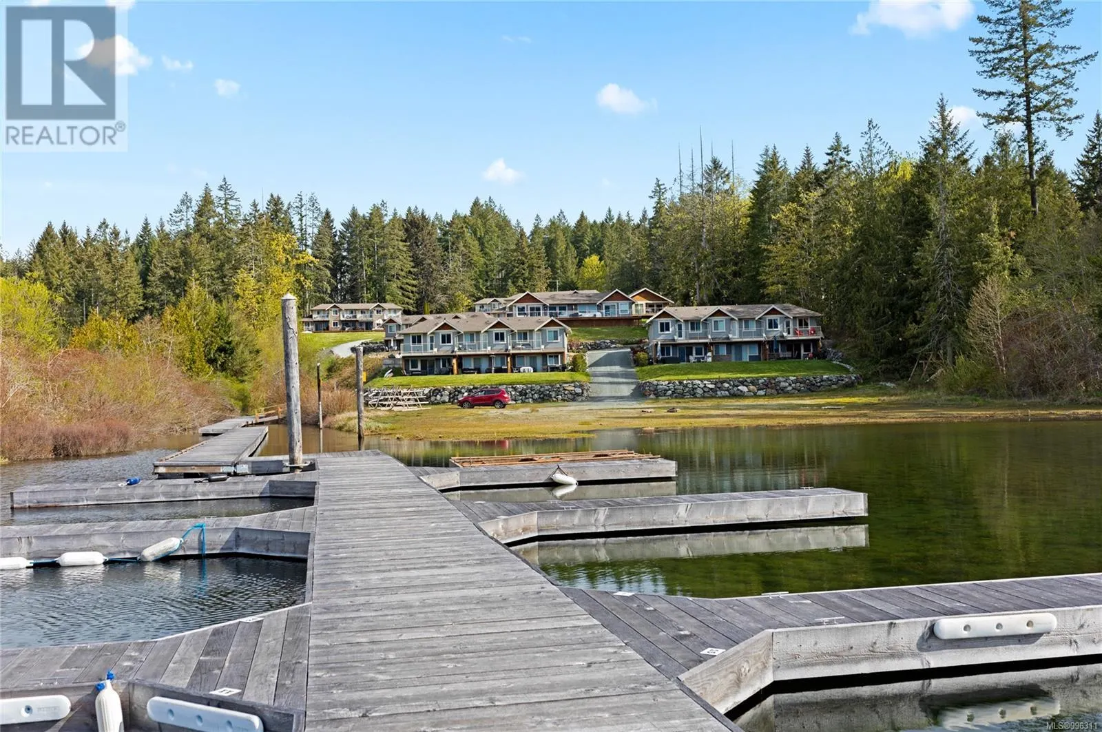3 9624 Lakeshore Rd