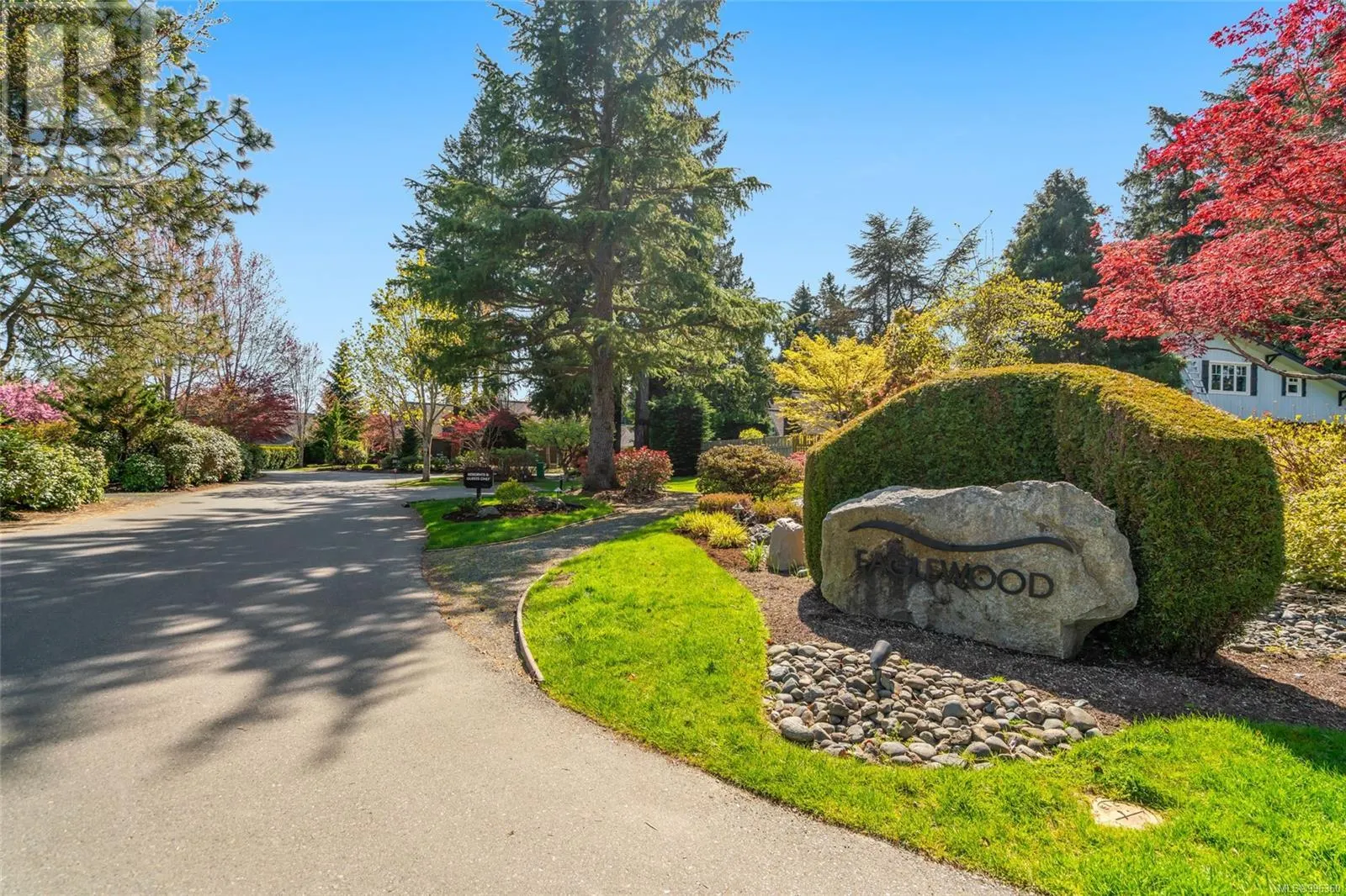 532 Eaglewood Crt