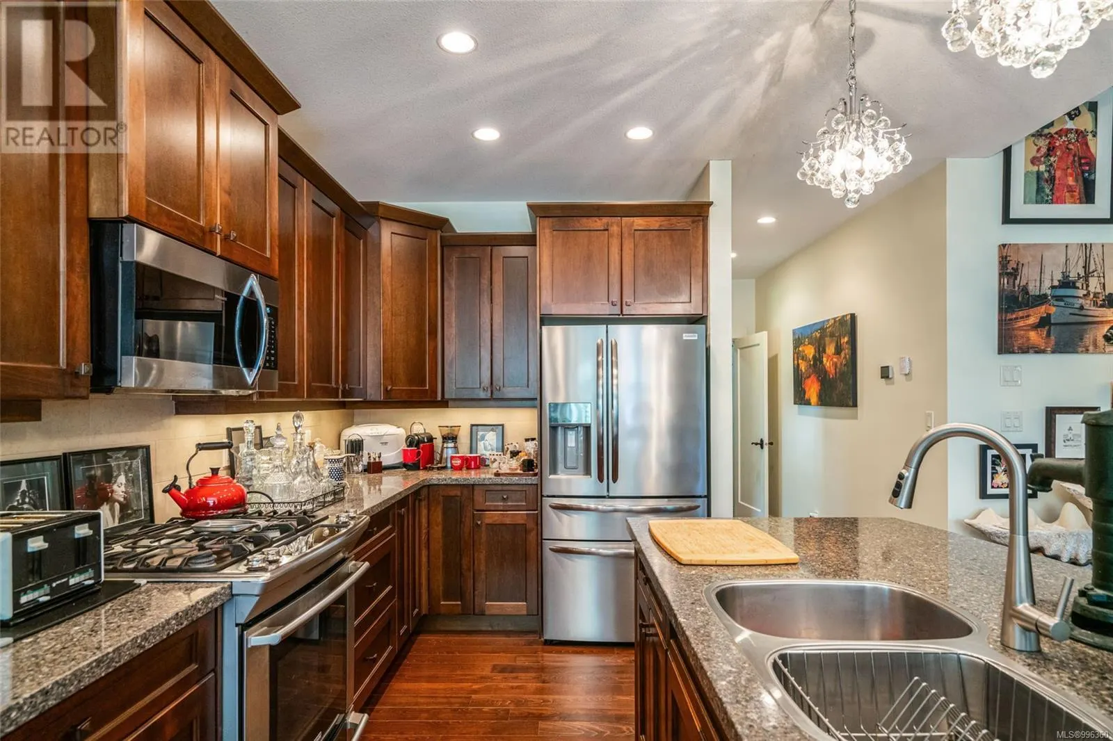 532 Eaglewood Crt
