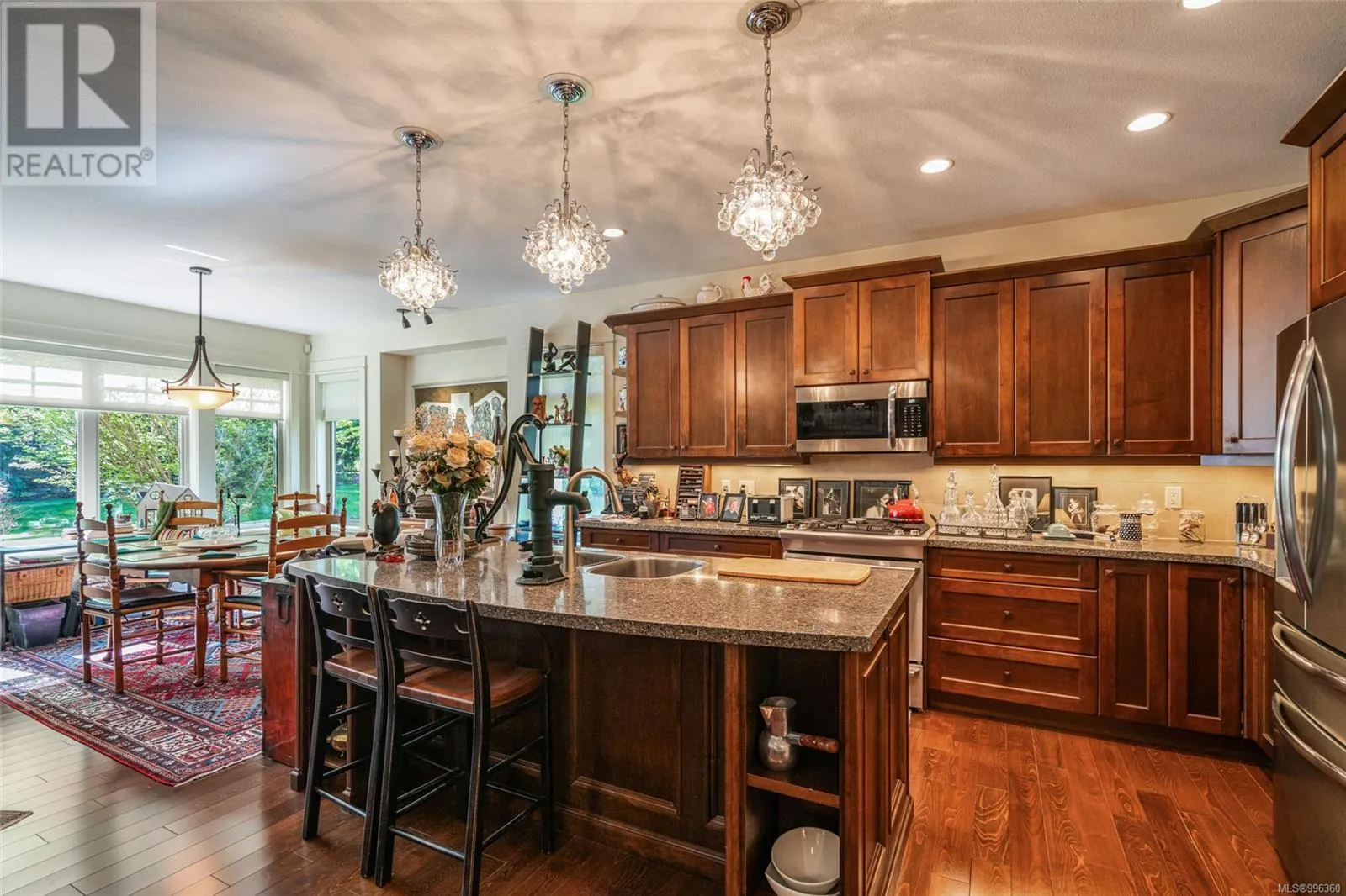 532 Eaglewood Crt
