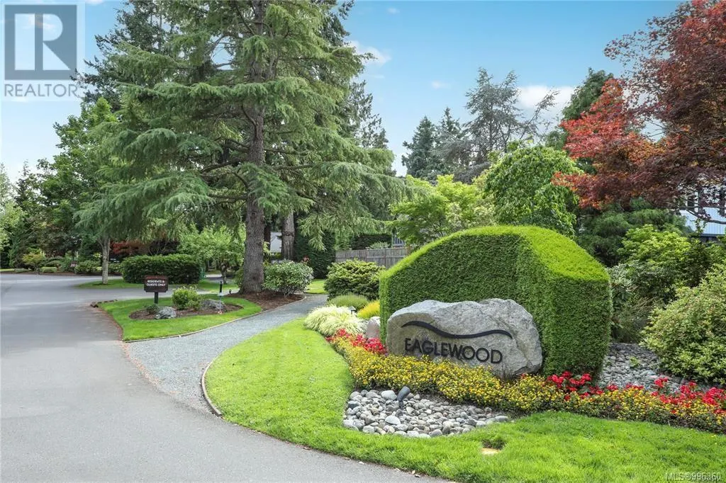 532 Eaglewood Crt