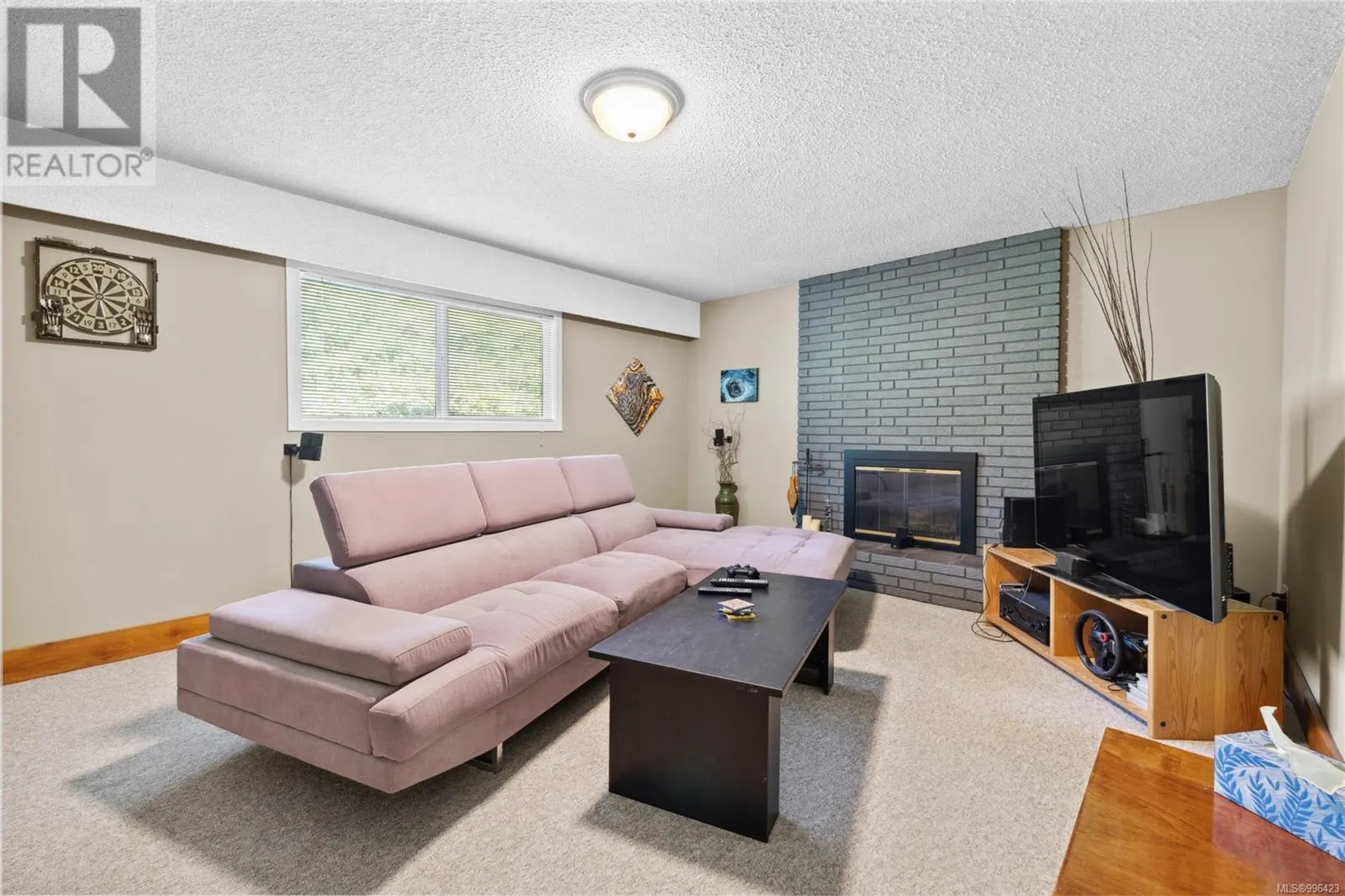 658 Martindale Rd