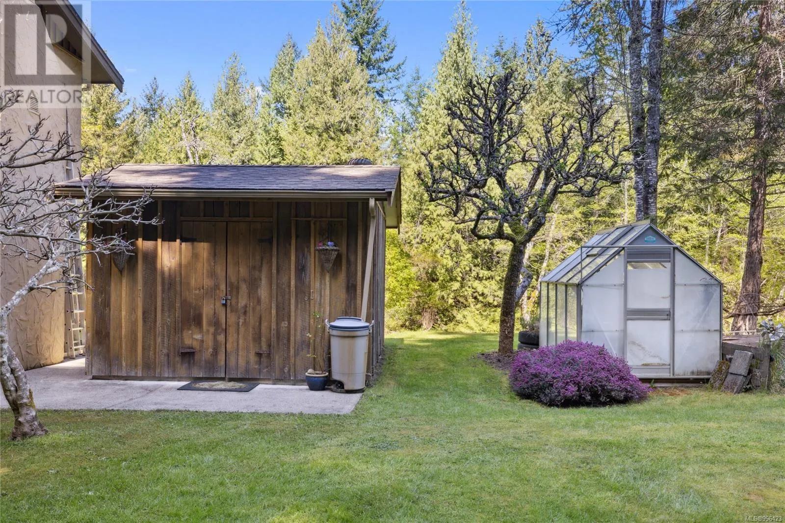 658 Martindale Rd