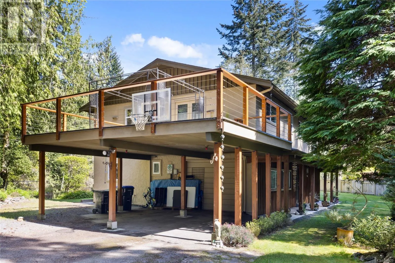 658 Martindale Rd