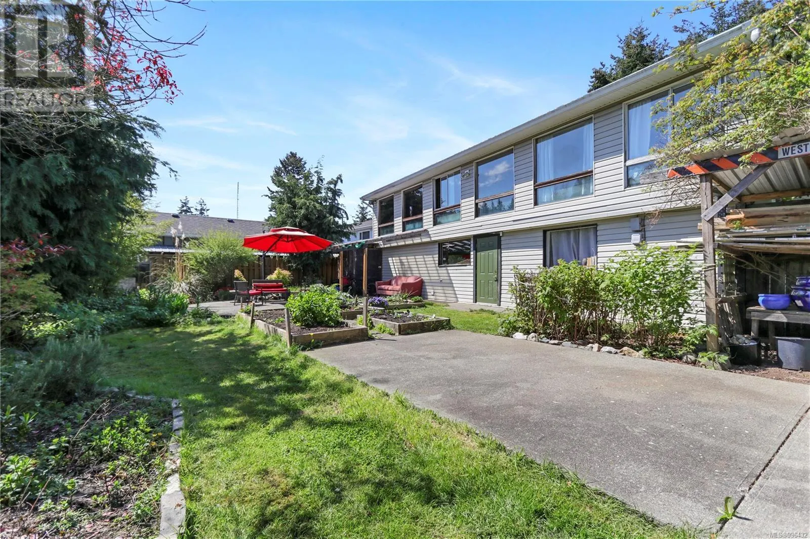 3480 Hammond Bay Rd