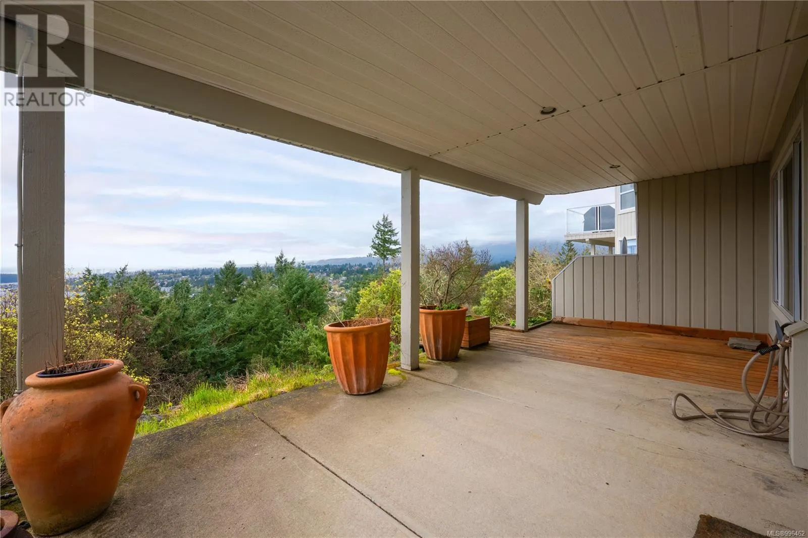 3222 Partridge Pl