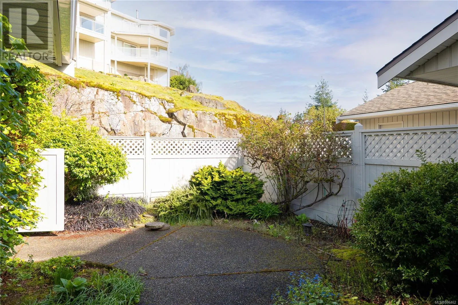3222 Partridge Pl