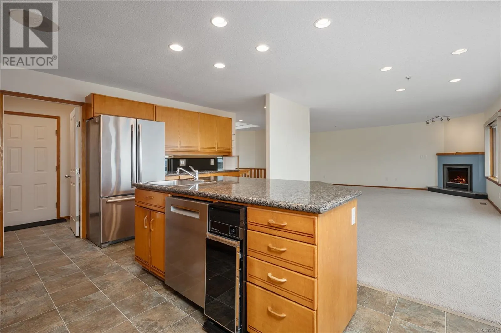 3222 Partridge Pl