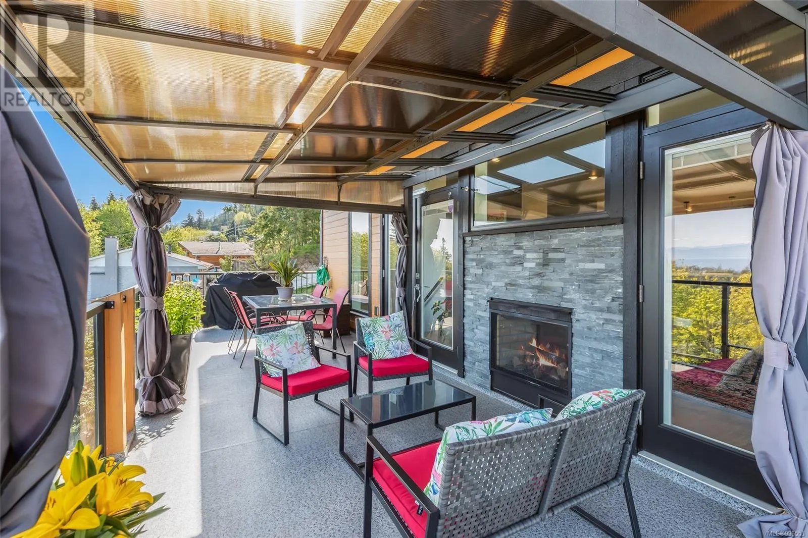 5109 Laguna Way