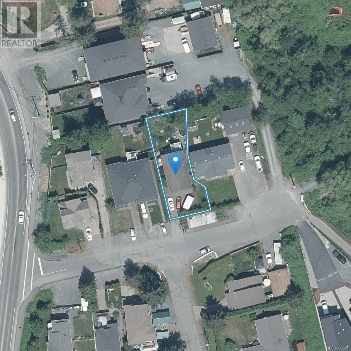 688 Goldie Ave