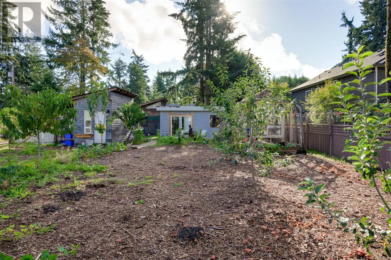 2329/2333 Sooke Rd