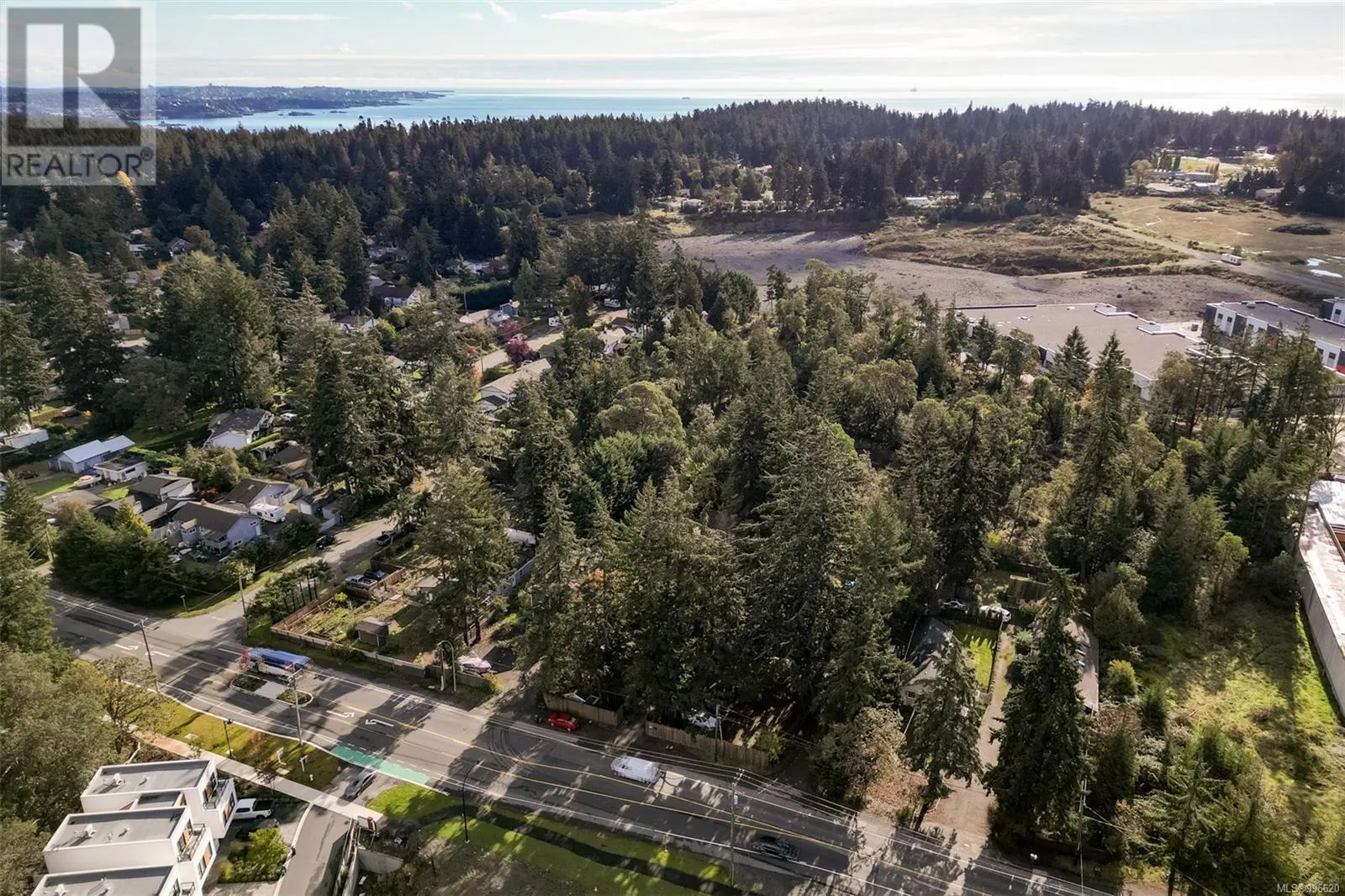 2329/2333 Sooke Rd