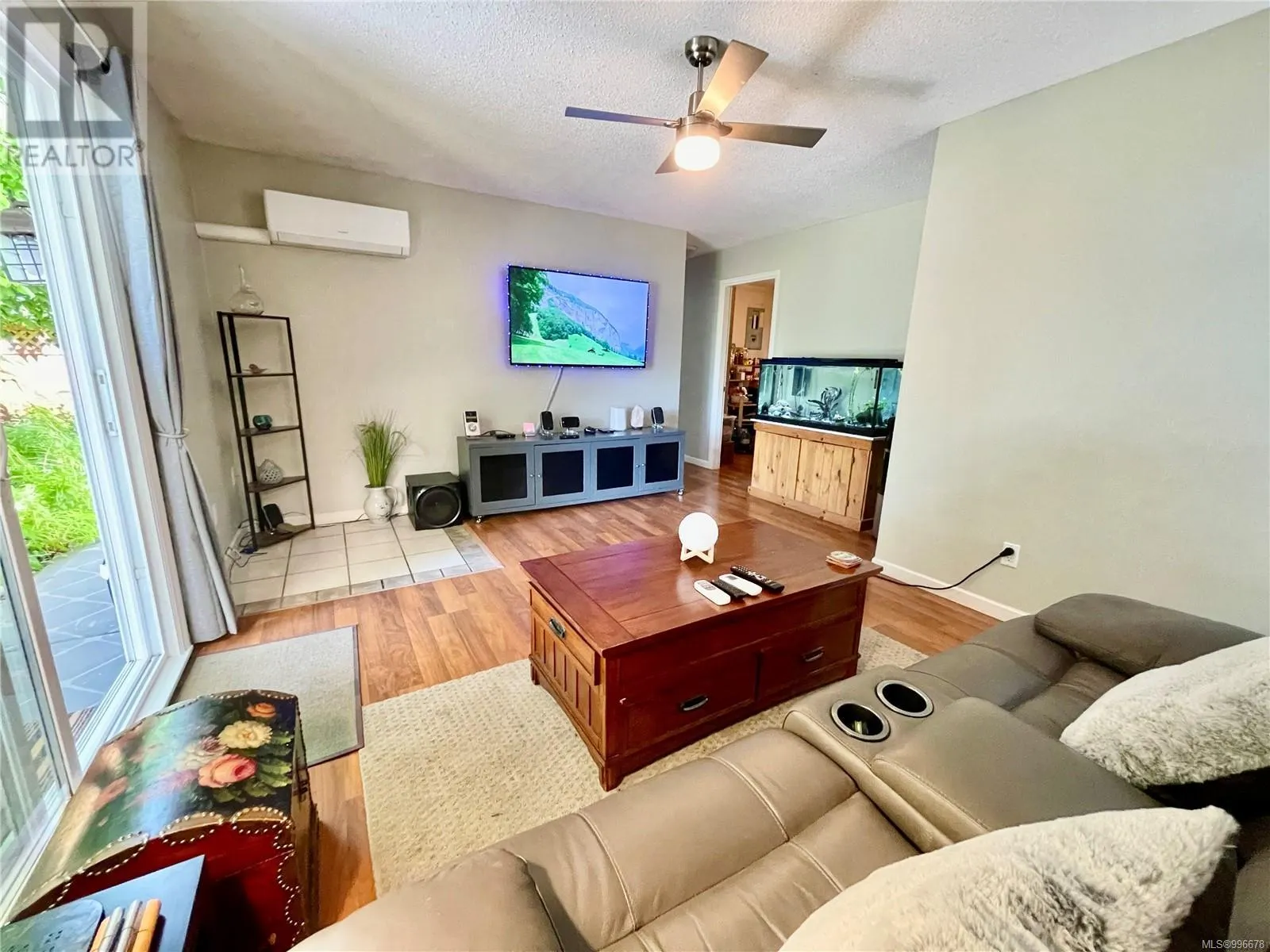 1536 Juan De Fuca Blvd