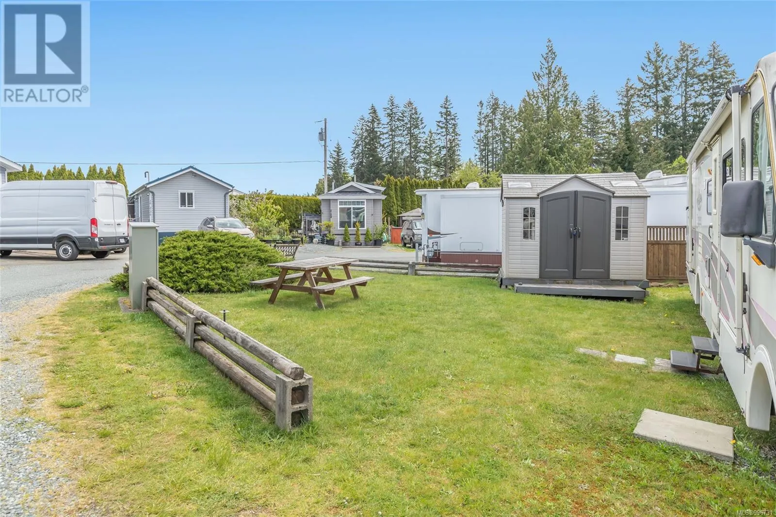 2131 Henderson Lake Way