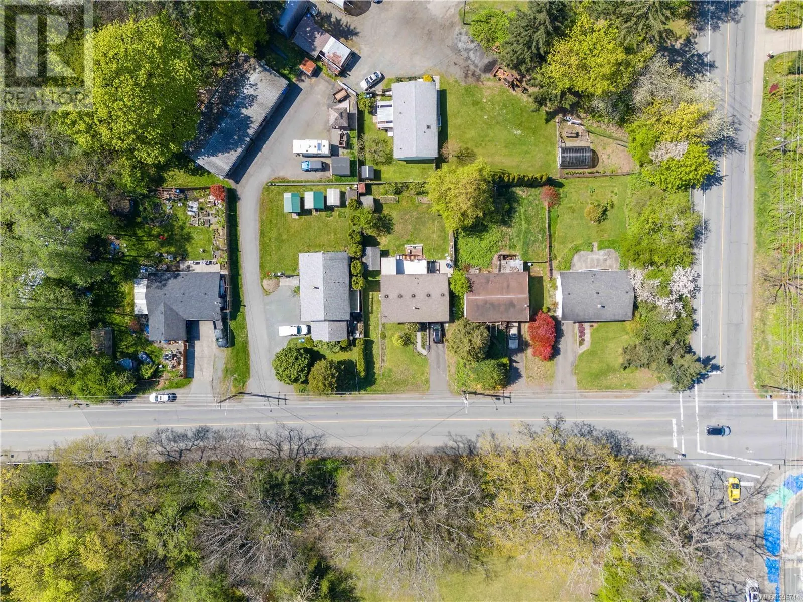 707 Howard Ave