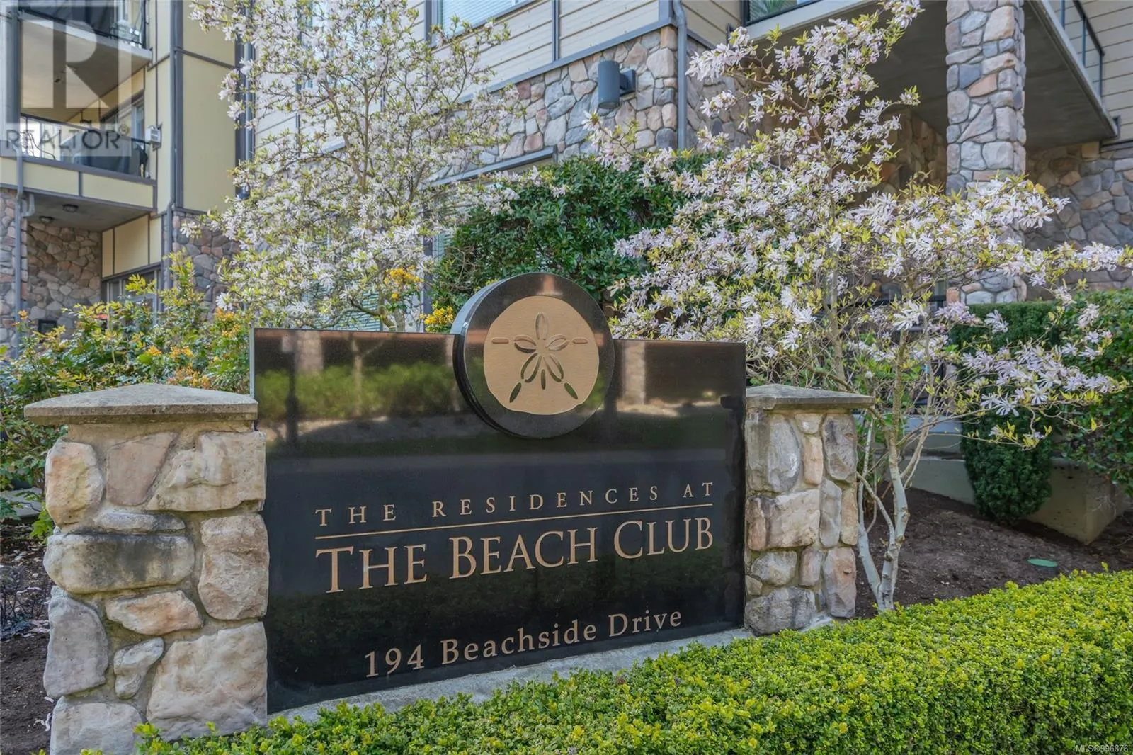 604 194 Beachside Dr