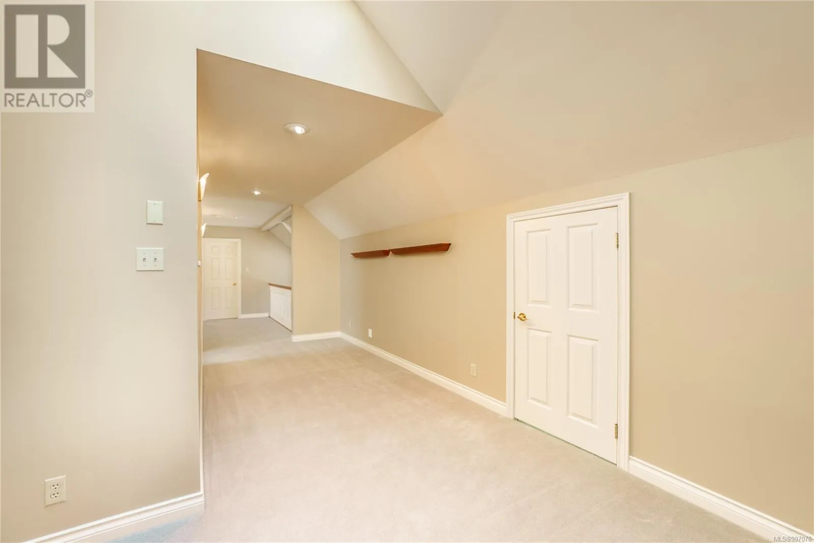 2321 Boulding Rd